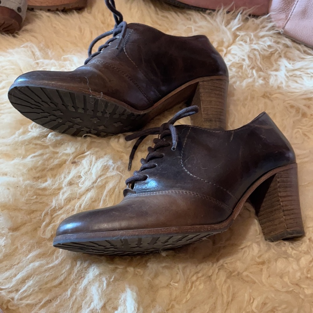 Zaha Berlin brown leather shoes